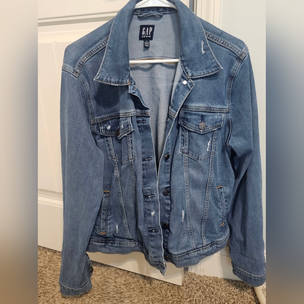 Gap Women’s Soft XL Jean Jacket